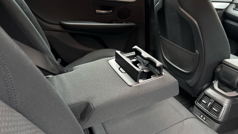 BMW 2 Series 218i SE 5dr Petrol Estate